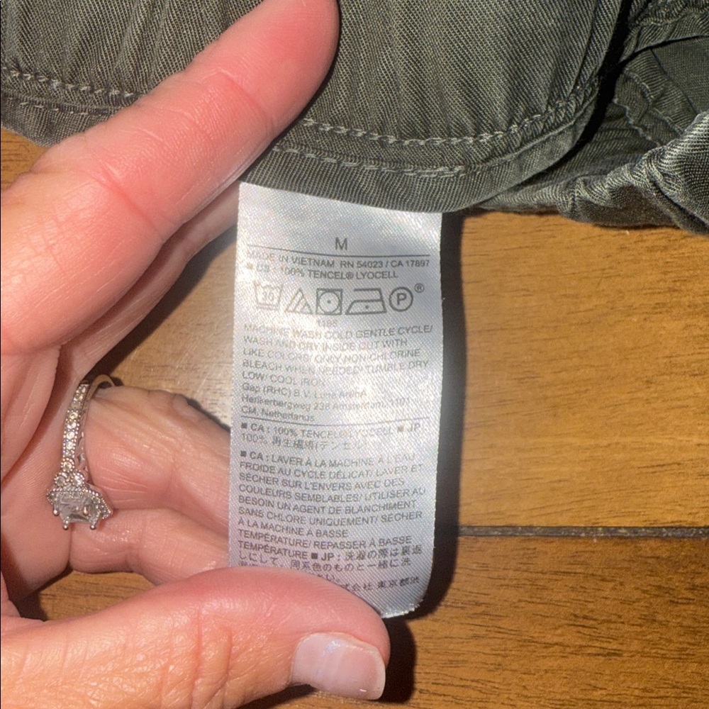 Banana Republic Sage Green Jogger Tencel Pants - Picture 4 of 7